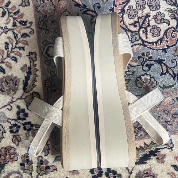 Rothys Sandals Lightweight Wedge Salt Cream Platform Open Toe Strappy Shoes 8.5 - Picture 6 of 15
